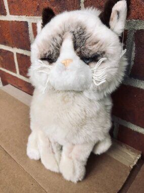 Grumpy Cat GUND Plush Stuffed Animal Tan Brown 10” 4040133 Meme Cat Sitting